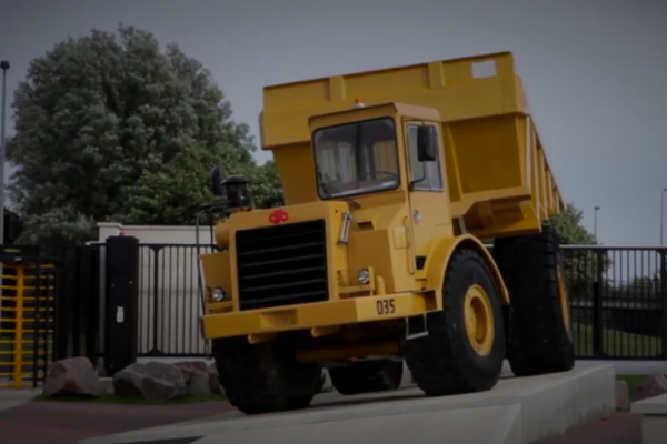 Caterpillar Truck